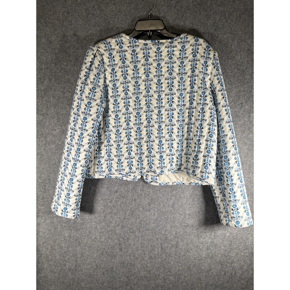 Caroline Constas J - Picture 9 of 10